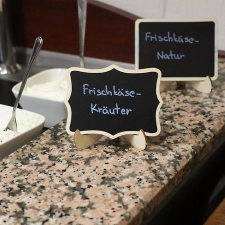 Hotel Haarener Hof Bad Wünnenberg Buitenkant foto