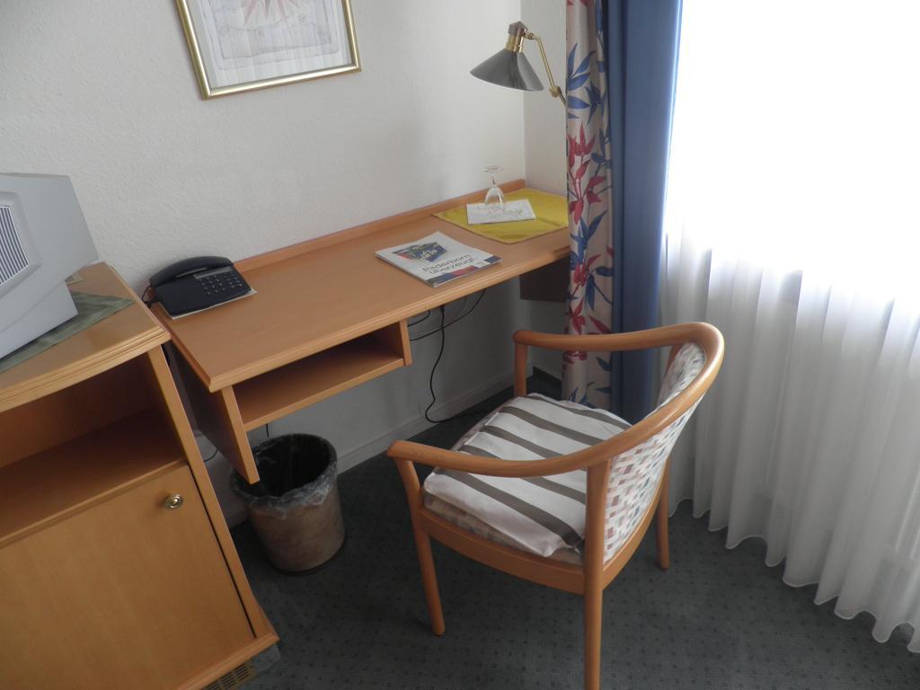Hotel Haarener Hof Bad Wünnenberg Kamer foto