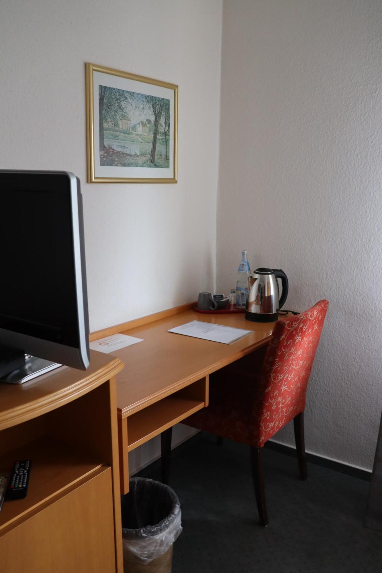 Hotel Haarener Hof Bad Wünnenberg Buitenkant foto
