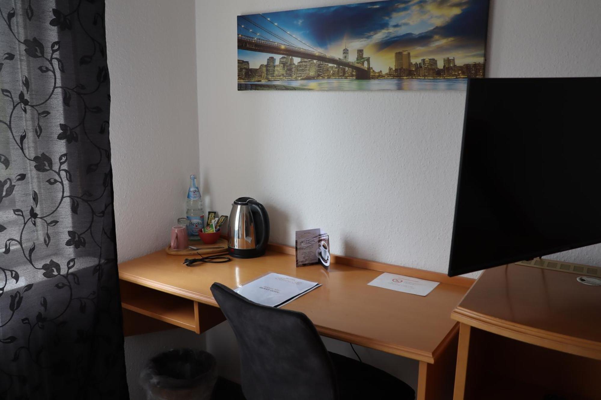 Hotel Haarener Hof Bad Wünnenberg Buitenkant foto