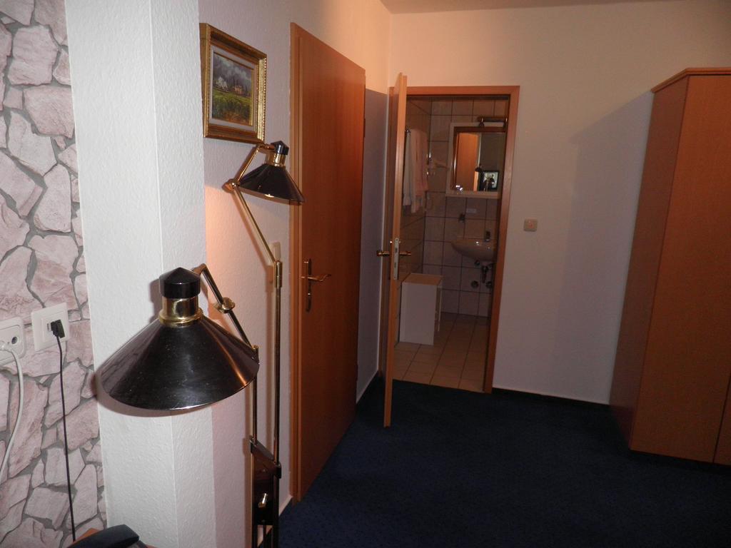 Hotel Haarener Hof Bad Wünnenberg Buitenkant foto