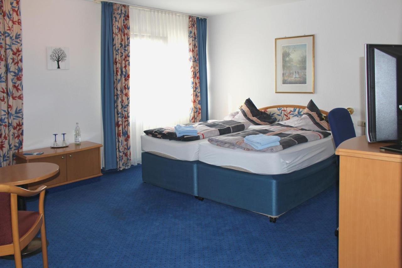 Hotel Haarener Hof Bad Wünnenberg Buitenkant foto