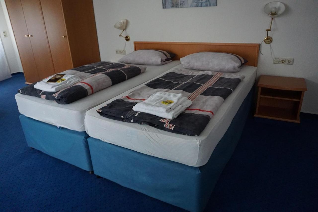 Hotel Haarener Hof Bad Wünnenberg Buitenkant foto