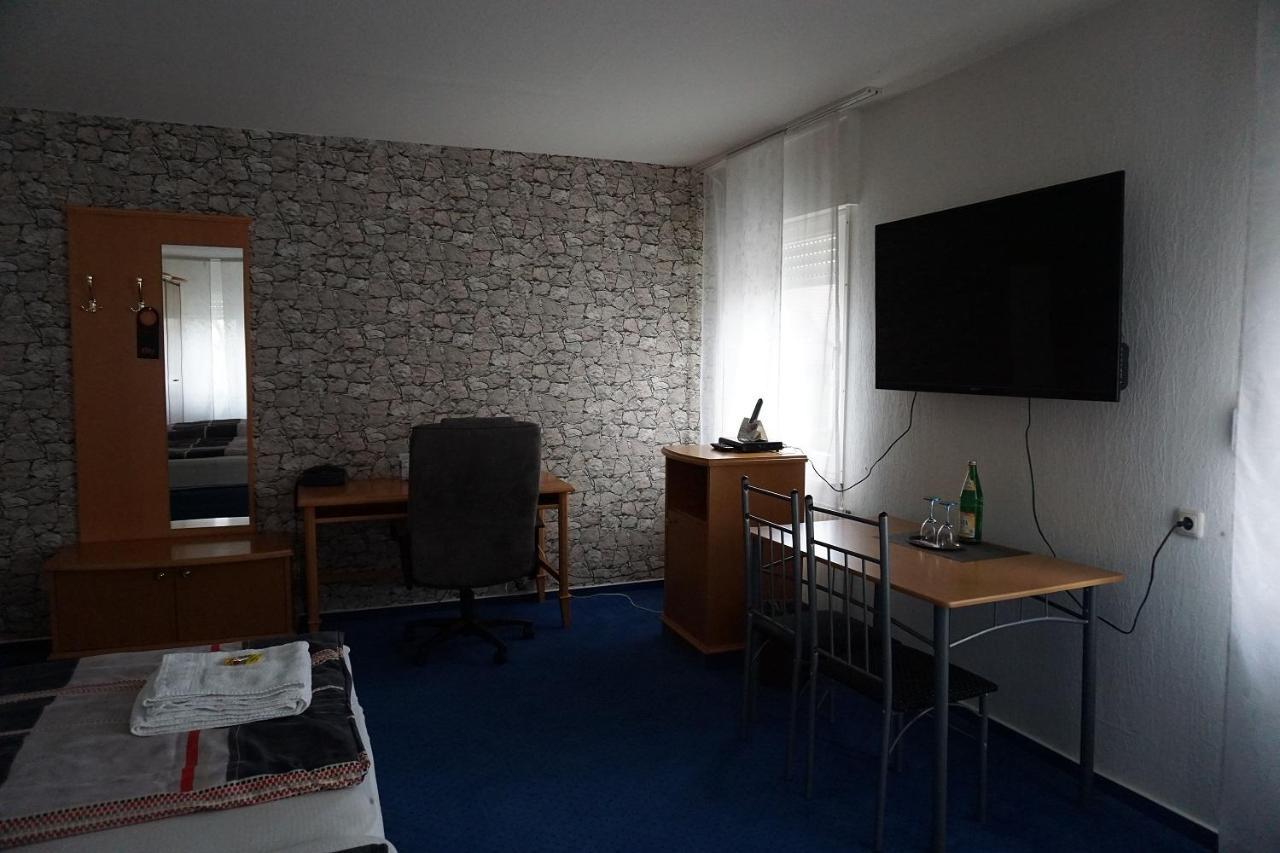 Hotel Haarener Hof Bad Wünnenberg Buitenkant foto